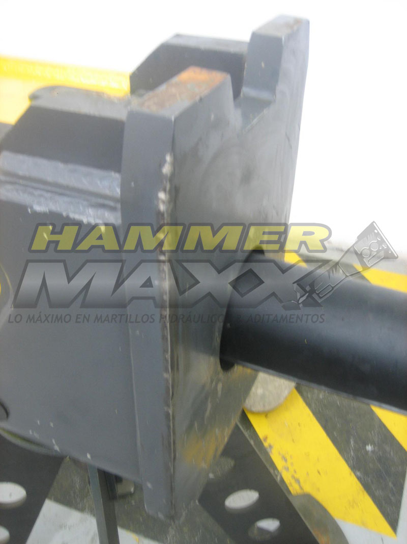 Martillo Reconstruido por Hammermaxx 83
